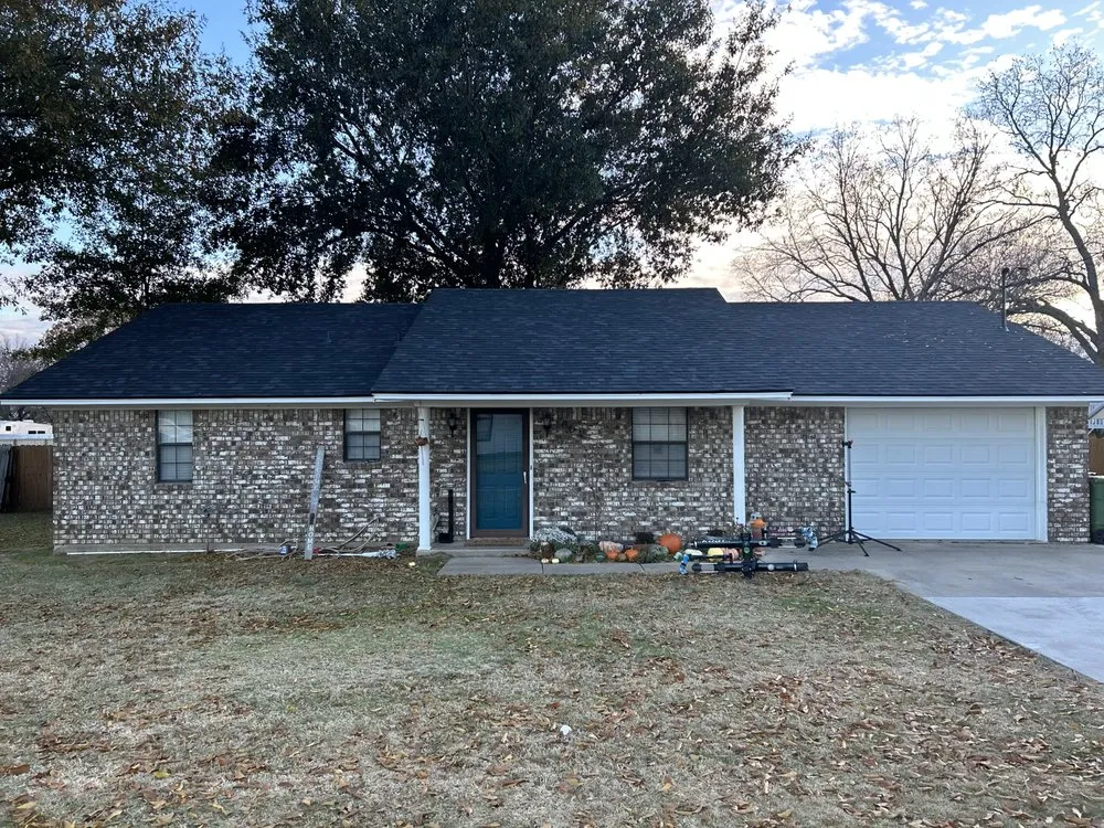 Slide of 4W Roofing & Construction