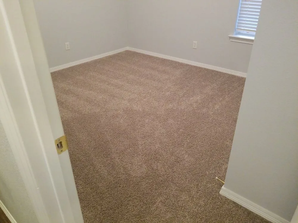 Slide of 4XTream Roofing & Contracting