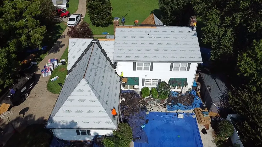 Top-rated residential roofing service in Woodbury, GA by 5 Alarm Contracting