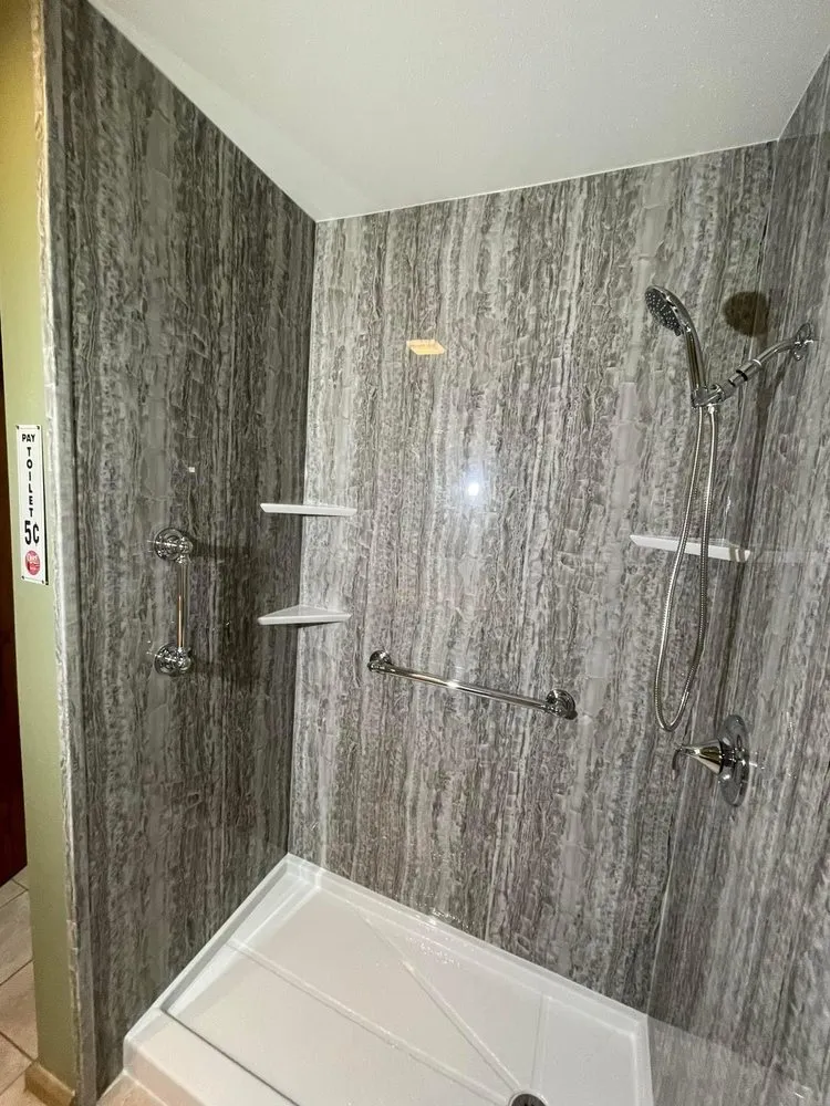 Slide of 5 Star Construction