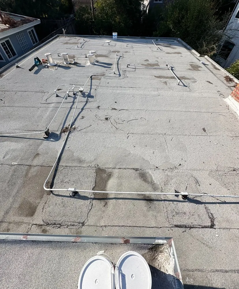 Slide of 5 Star NW Construction