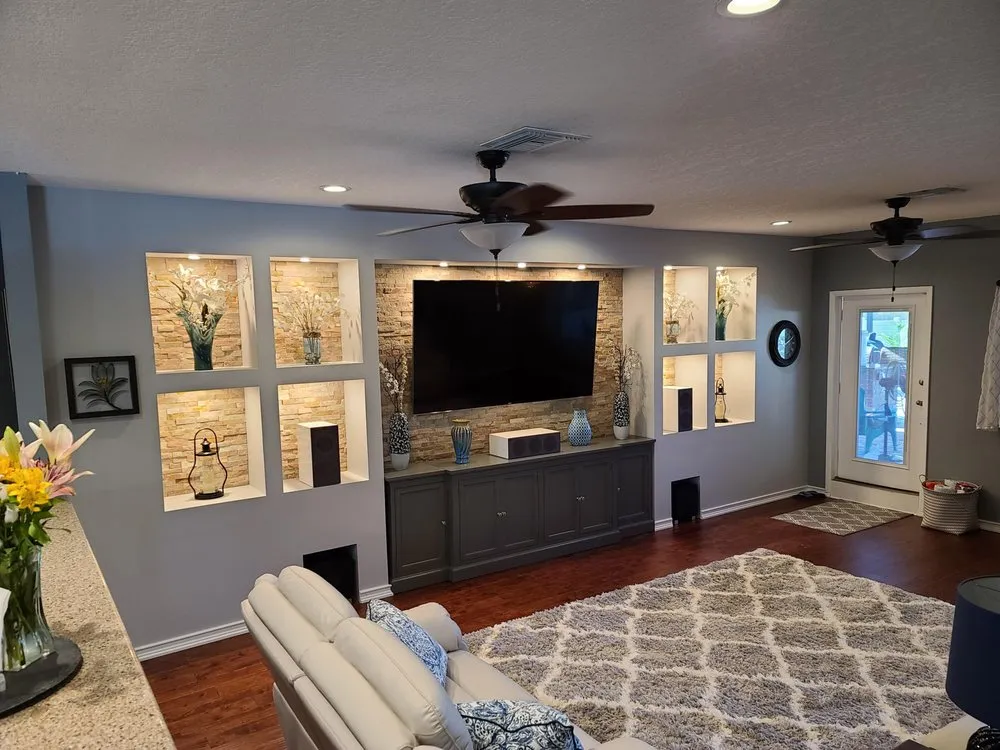 Slide of 5 Star Quality Construction