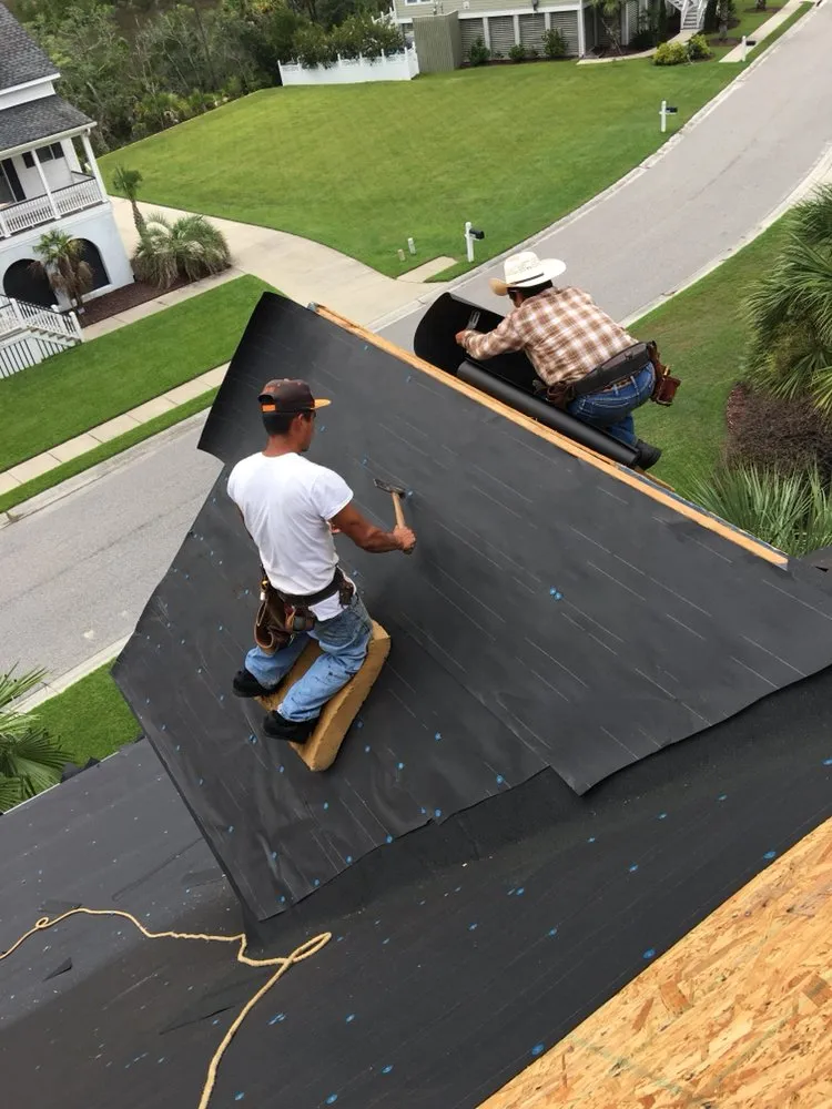 Slide of 5 Stars Roofing