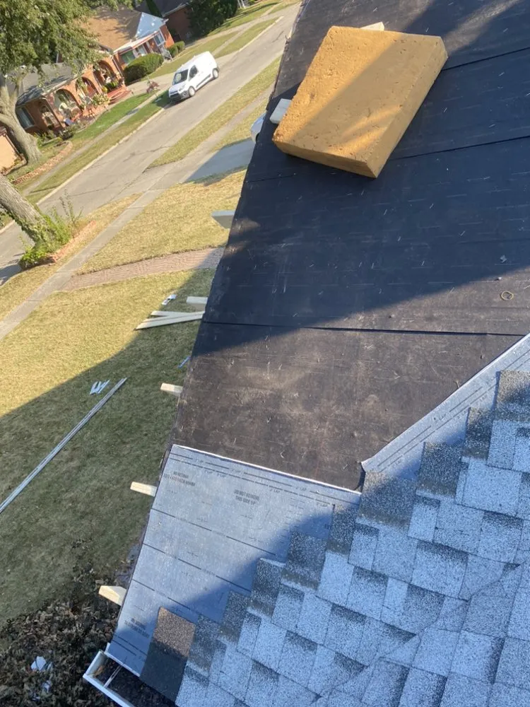 Slide of 5 Stars Roofing Services