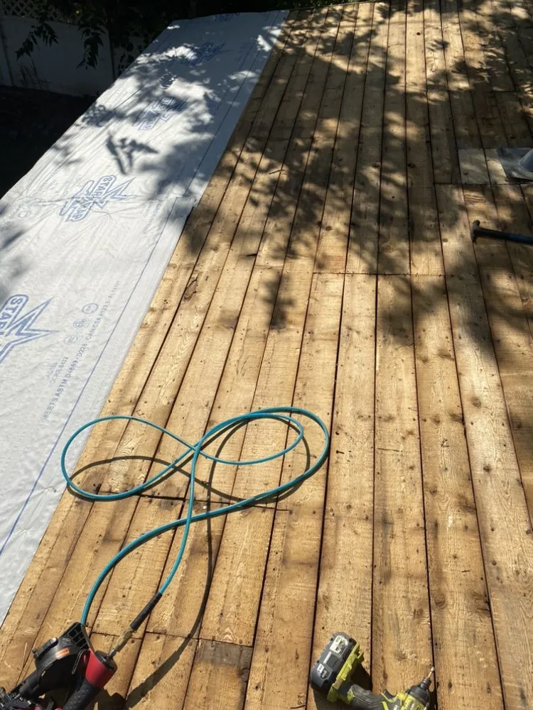 Slide of 5 Stars Roofing Services