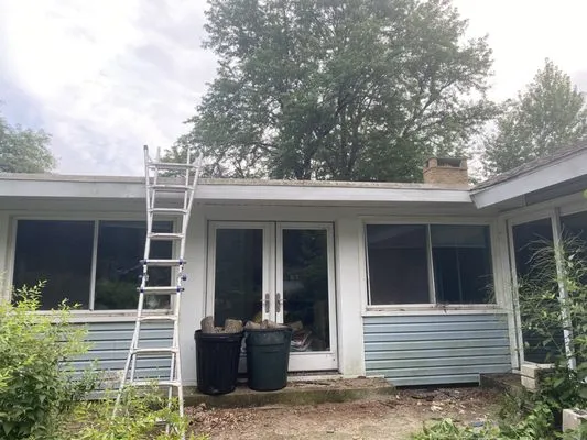 5 Stars Roofing Services Logo