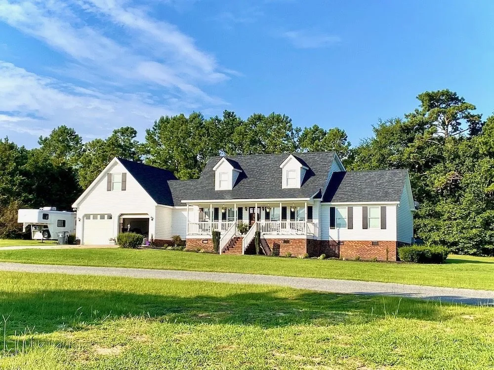 Slide of 50 North Roofing Company
