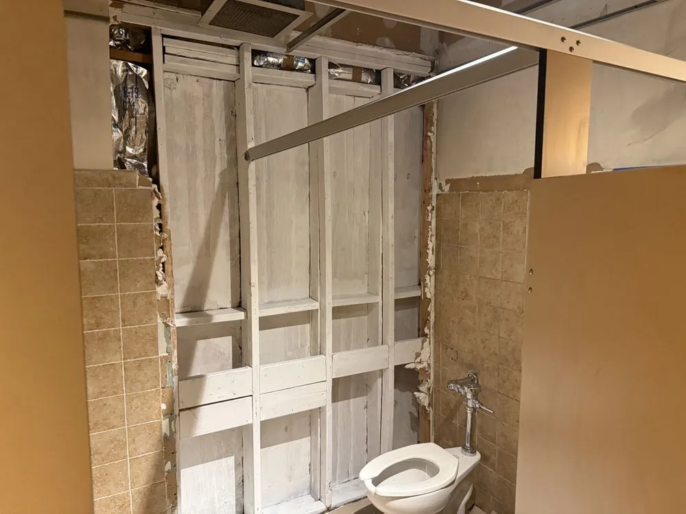 Slide of 502 Advance Tech