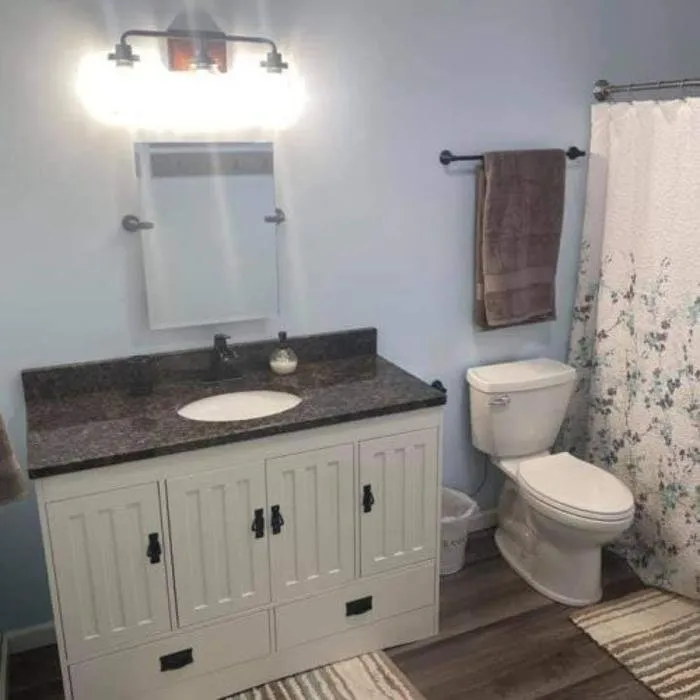 Slide of 555 Custom Carpentry