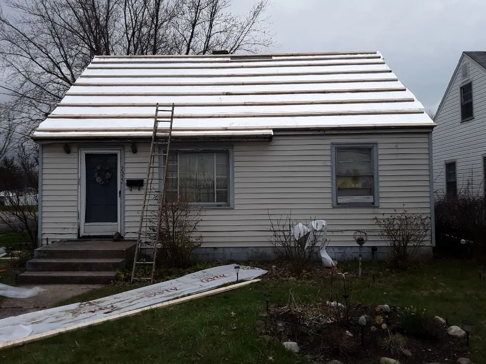 Slide of 5EVER Roofing & Siding