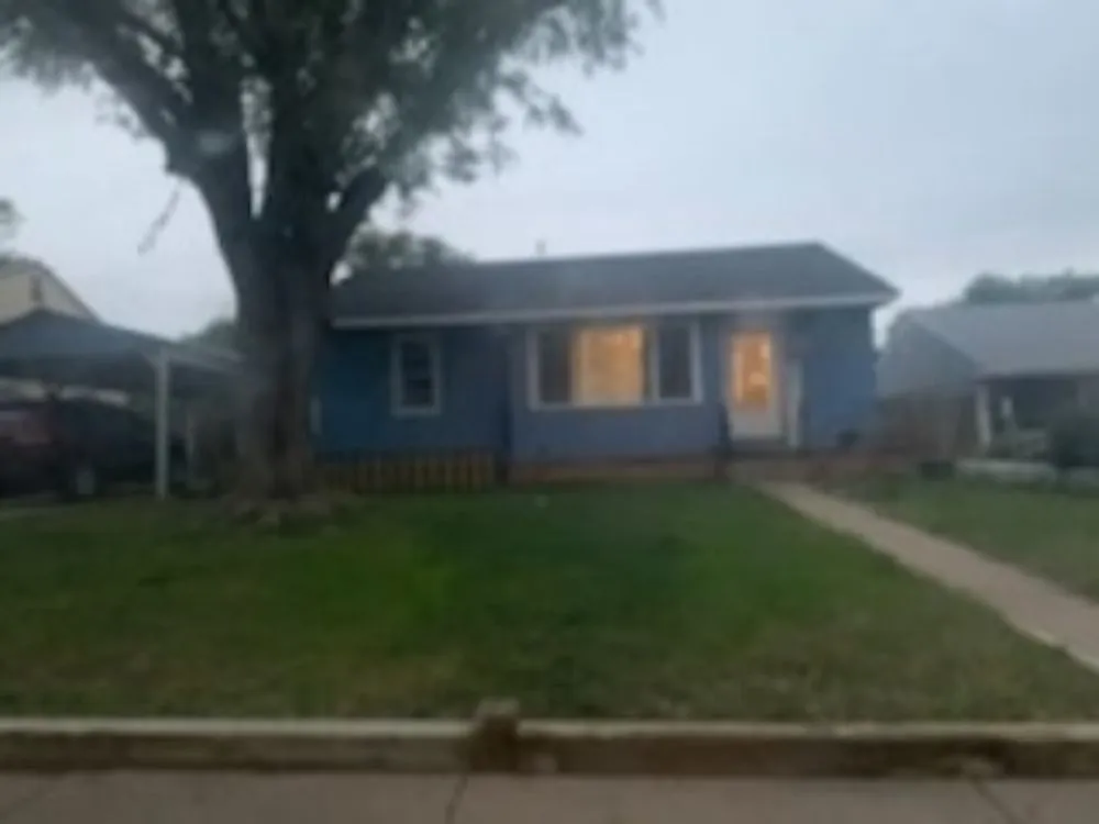 Slide of 6 Star Construction