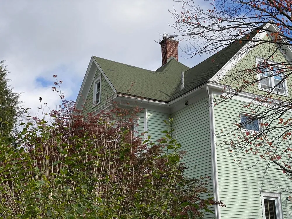 Slide of 607 Roofing