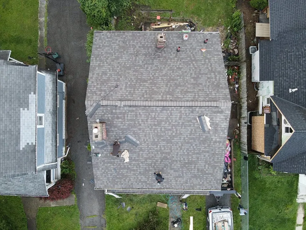 Slide of 614 Ispanic Roofers Acacio