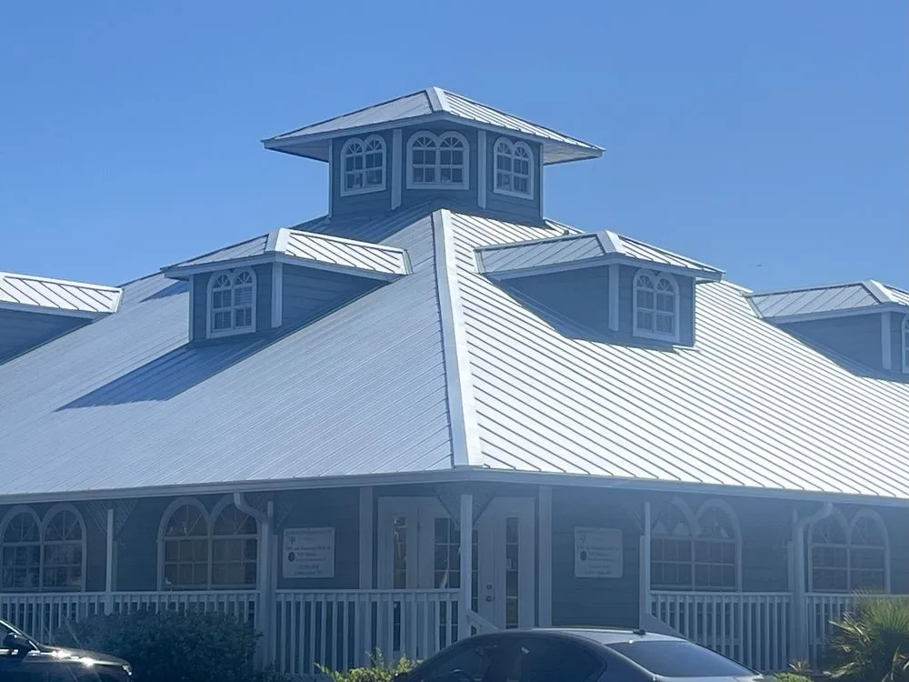 Slide of 6D Roofing & Consulting