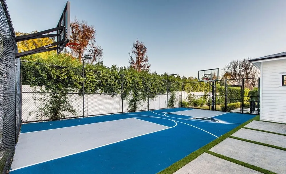 Slide of 7 Star Remodeling