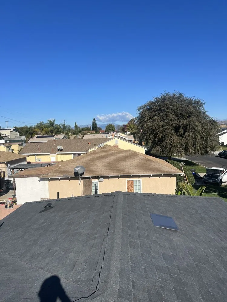 Slide of 701 Roofing