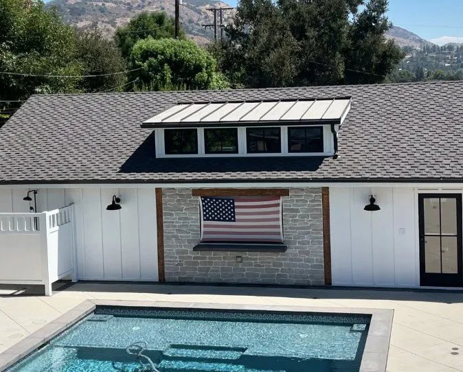 Slide of 701 Roofing