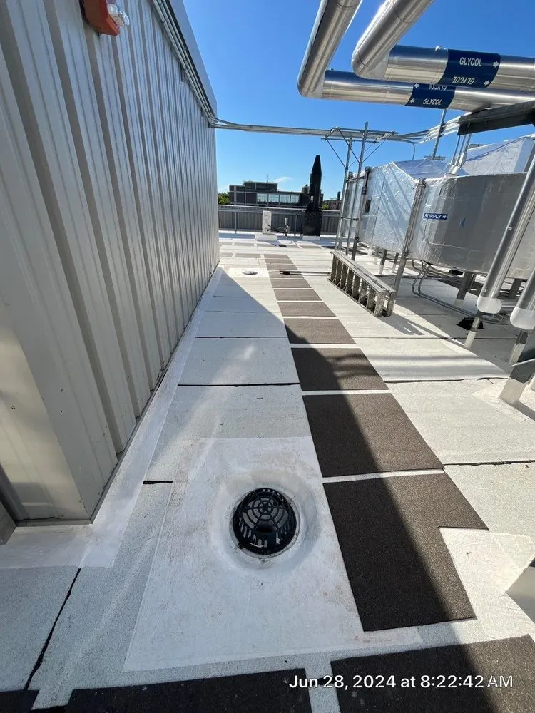 Slide of 718 Roofing Corp