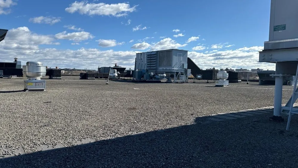 Slide of 718 Roofing Corp