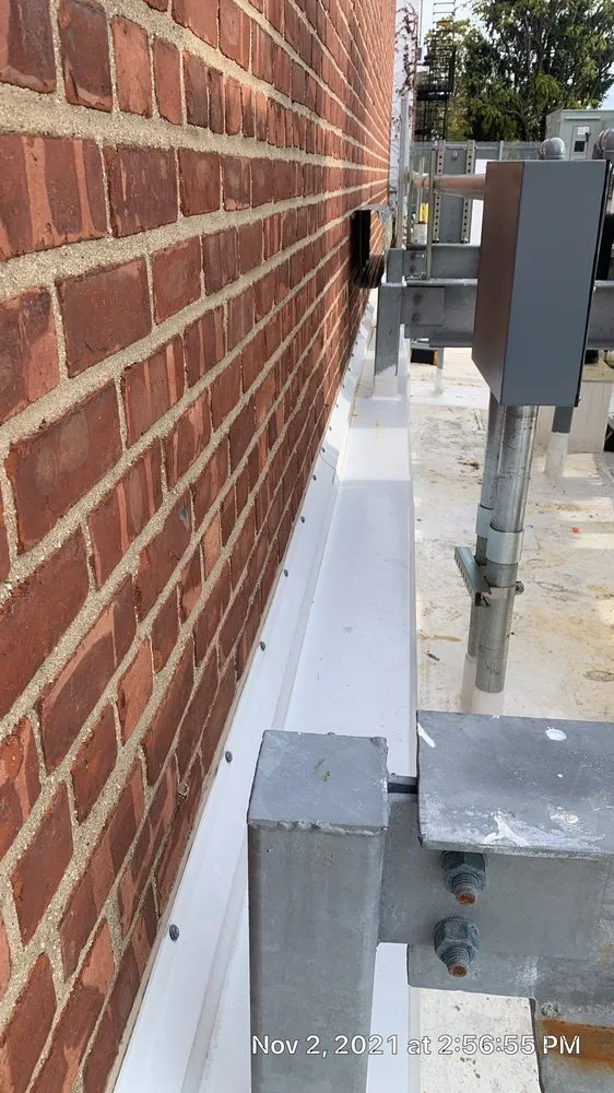 Slide of 718 Roofing Corp