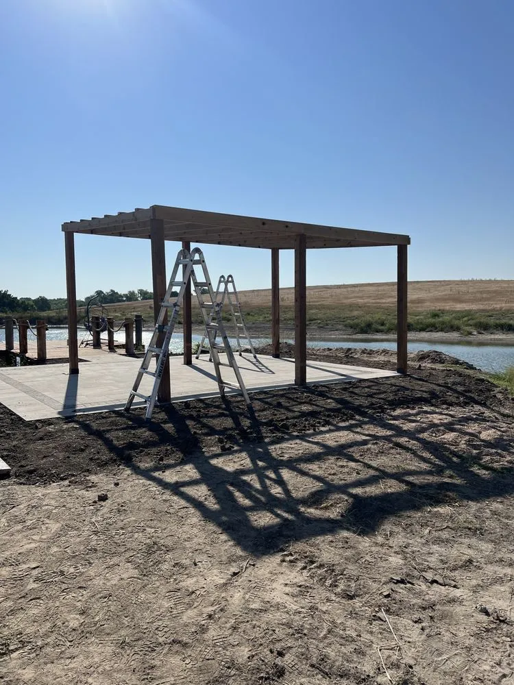 Licensed roof repair for residential properties in Elwood, NE by 76 Construction