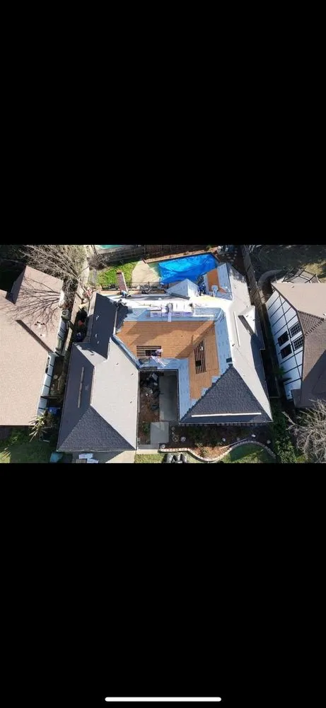 Slide of 770 Roofers