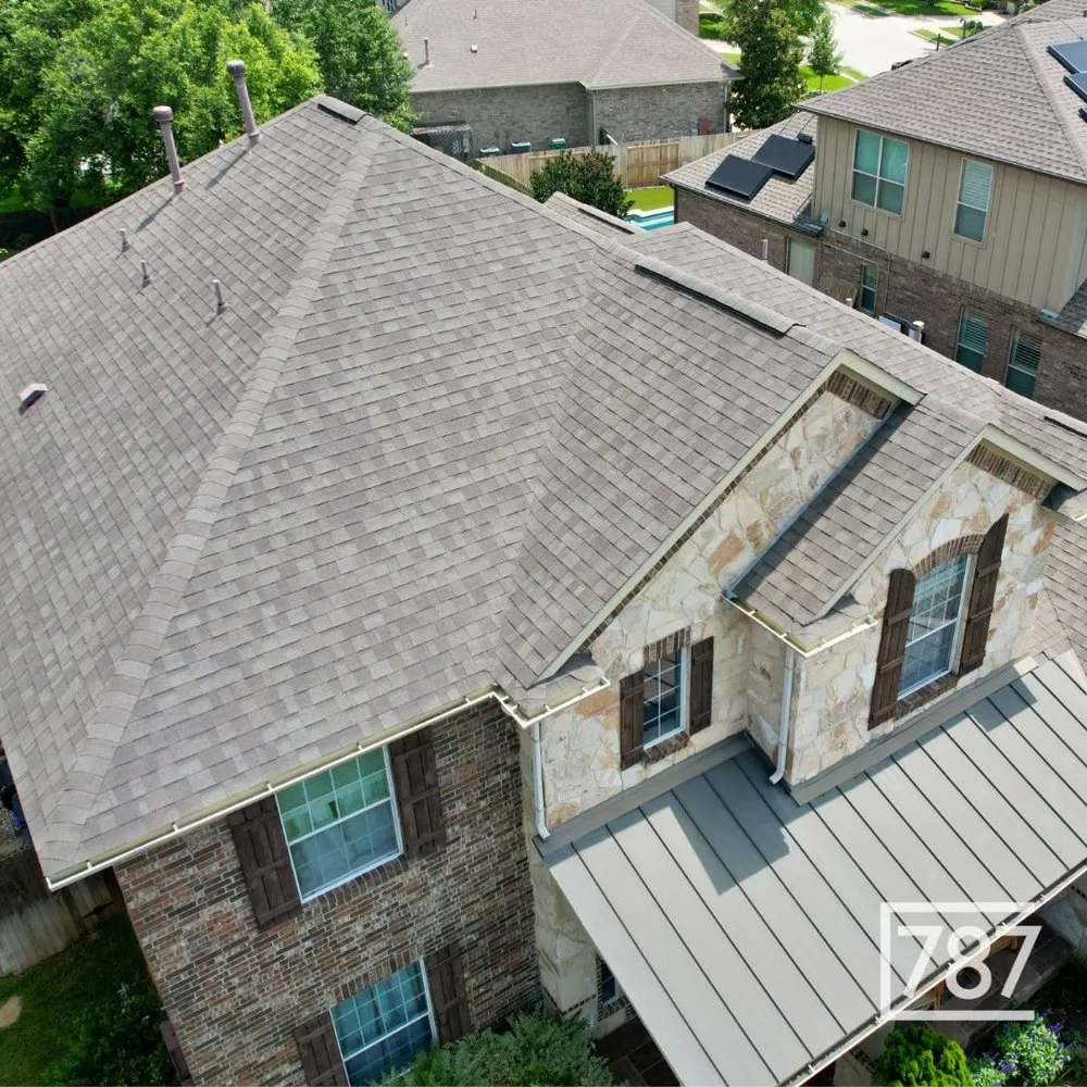 Slide of 787 Construction