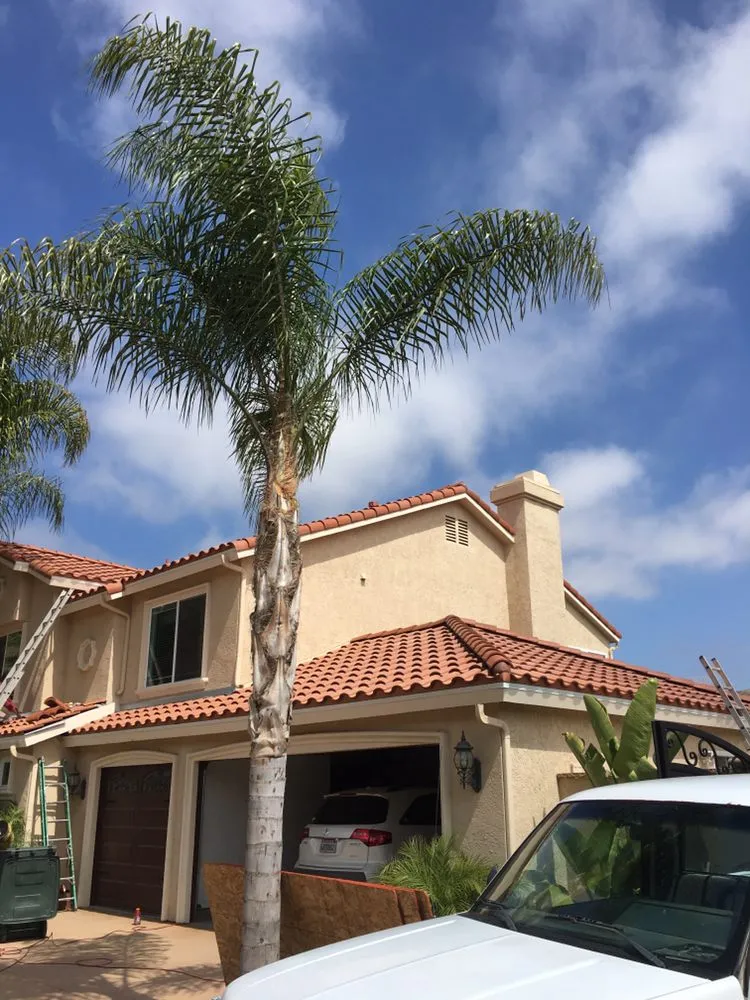 Slide of 805 Construction & Roofing