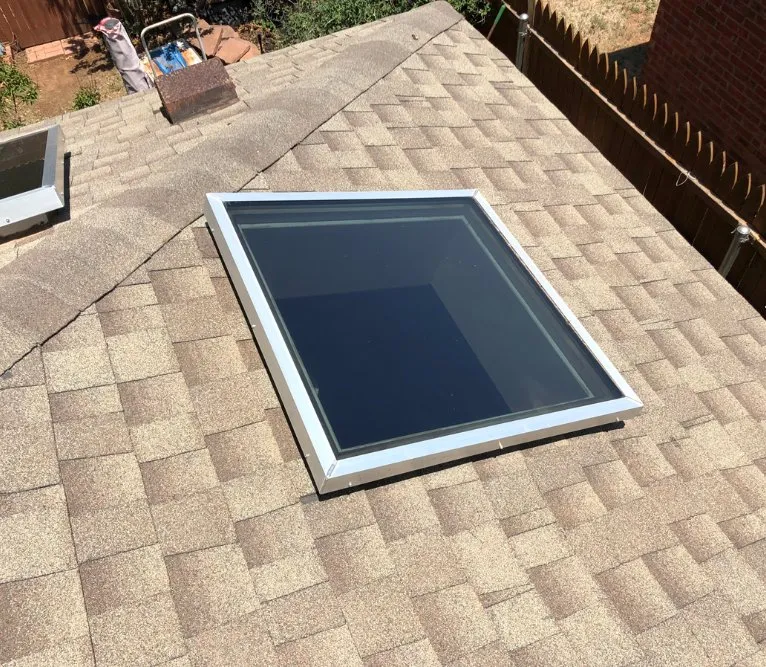 Slide of 806 Roofing and Construction