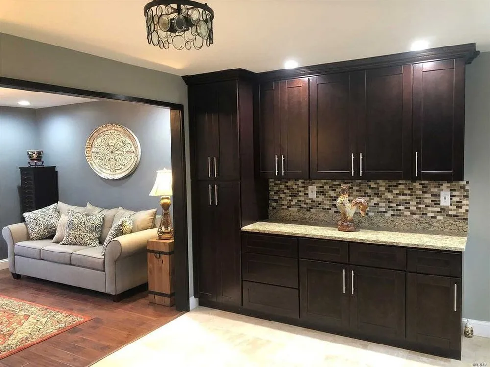 Slide of 911 Alexander Construction