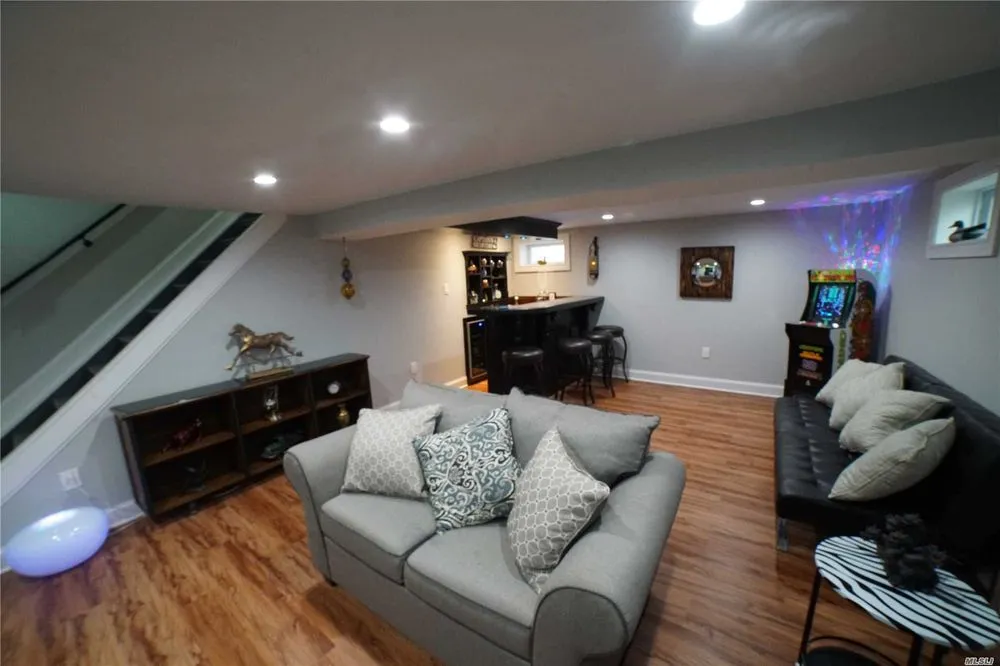 Slide of 911 Alexander Construction