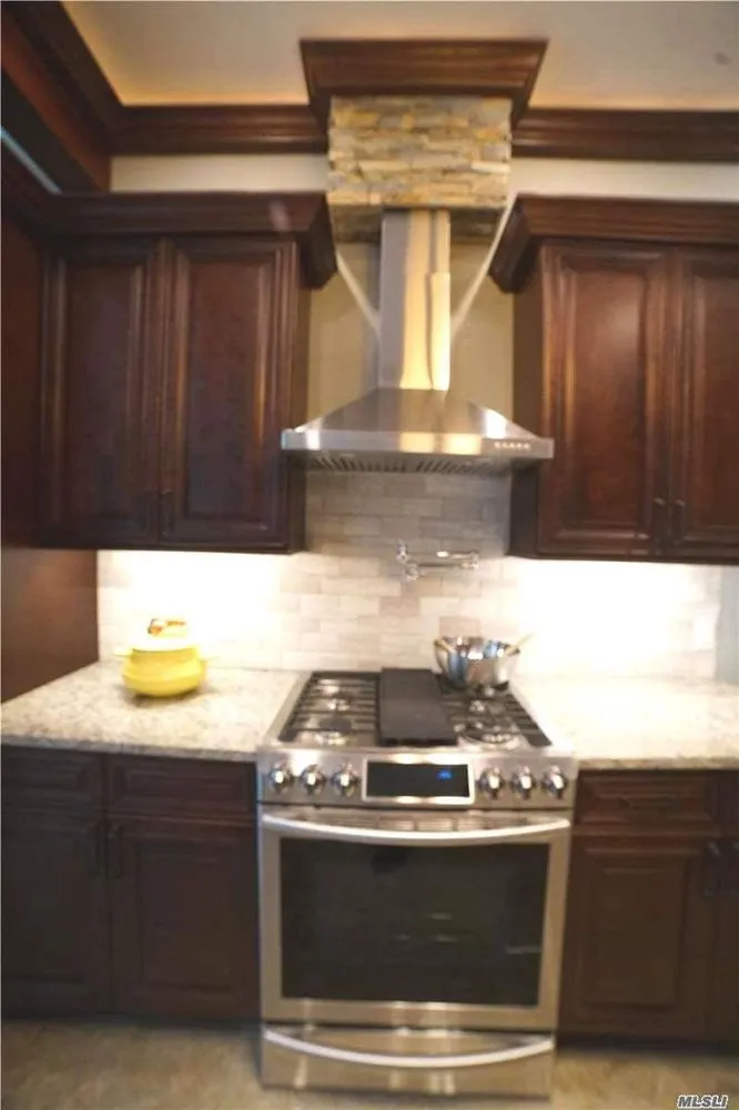 Slide of 911 Alexander Construction