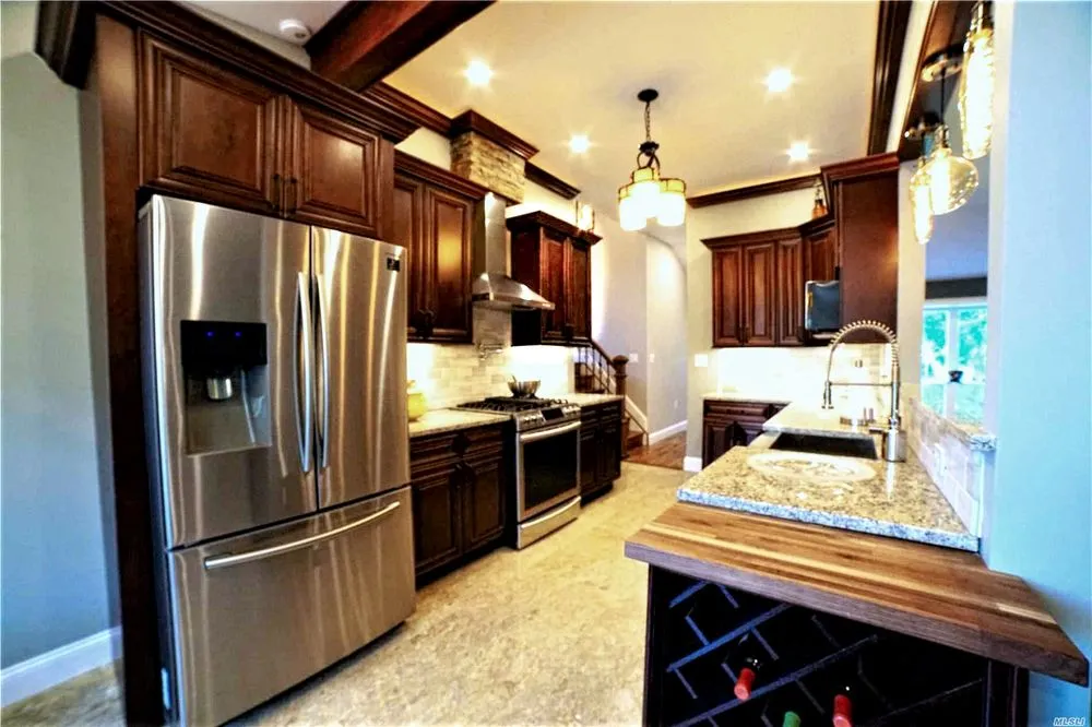 Slide of 911 Alexander Construction