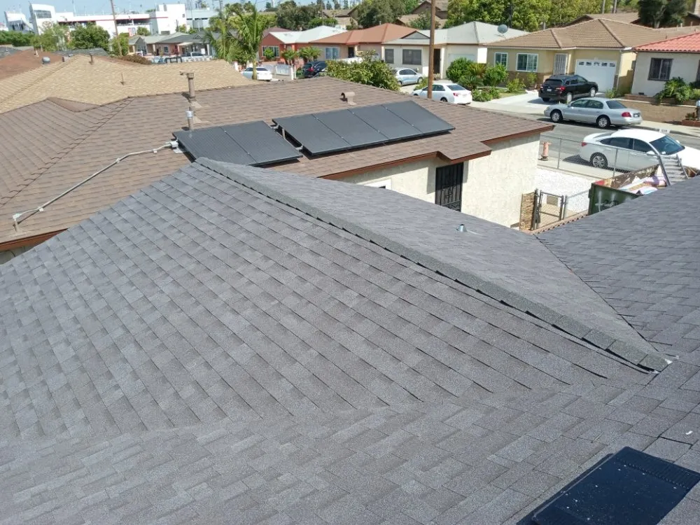 Local roof replacement same-day service in San Fernando Valley, CA by 911-roofer