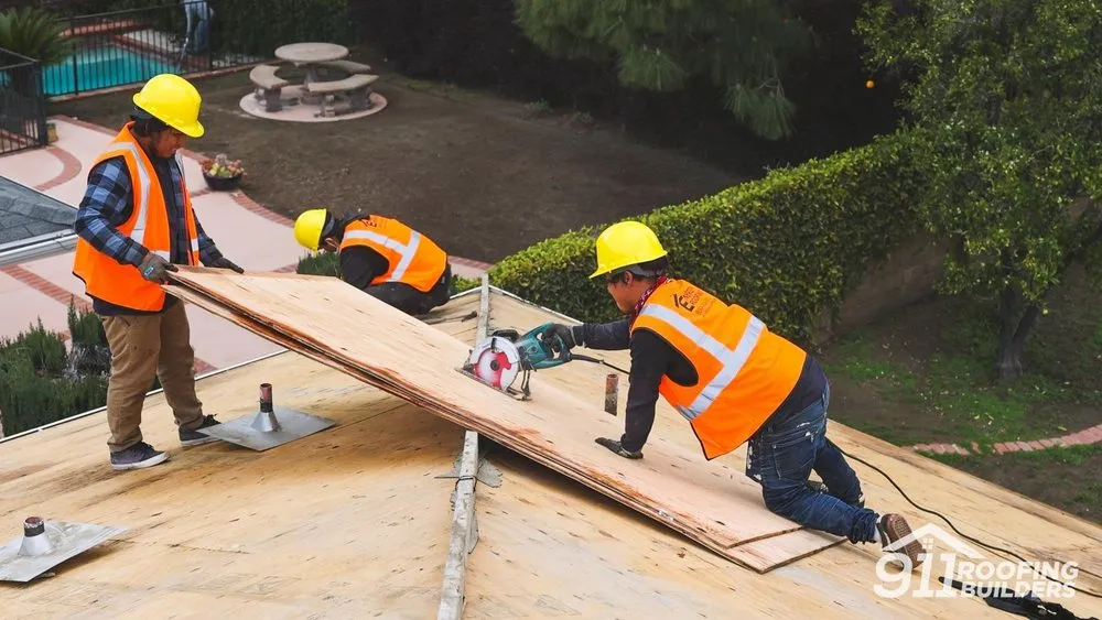 Slide of 911 Roofing Builders