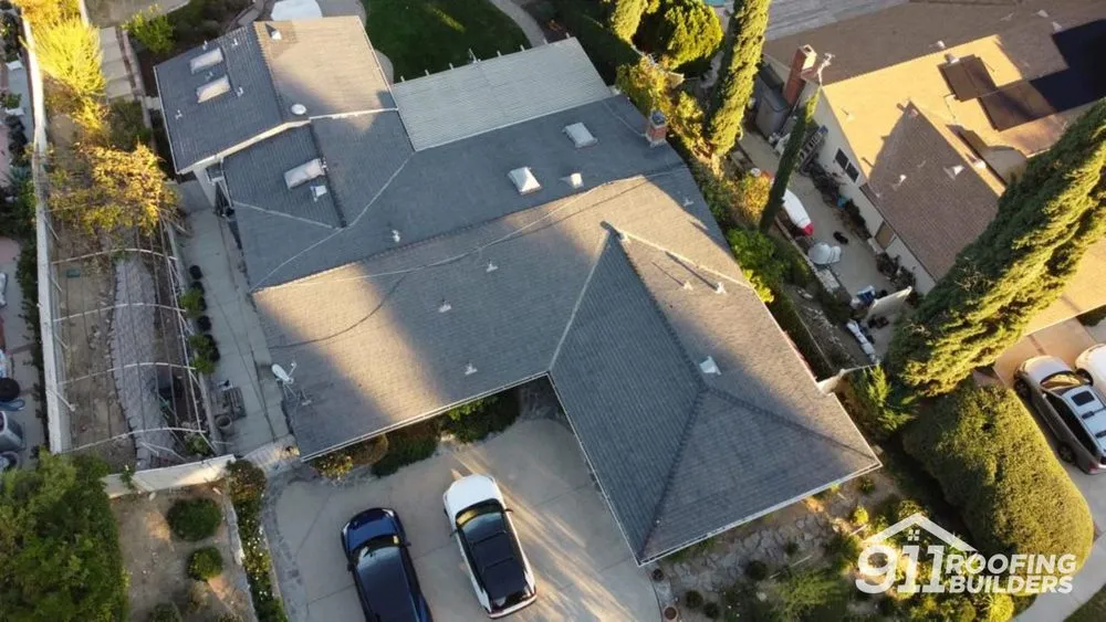 Slide of 911 Roofing Builders