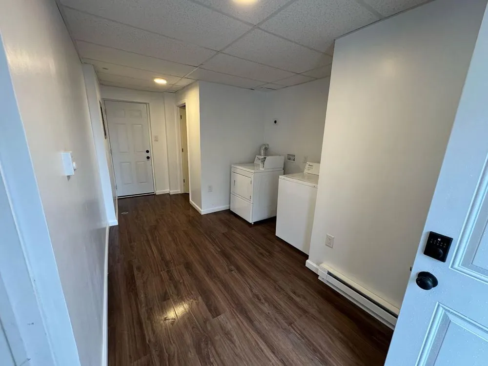 Slide of 914 Home Renovation