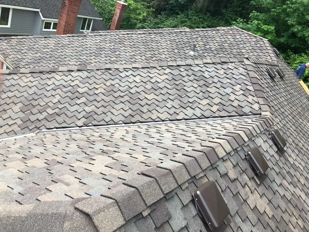 Slide of 916 Roofing