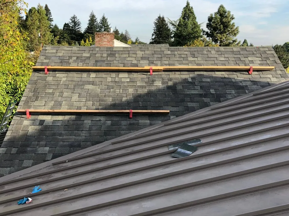 Slide of 916 Roofing