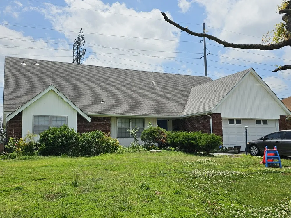 Slide of 918 Roofing & Restoration