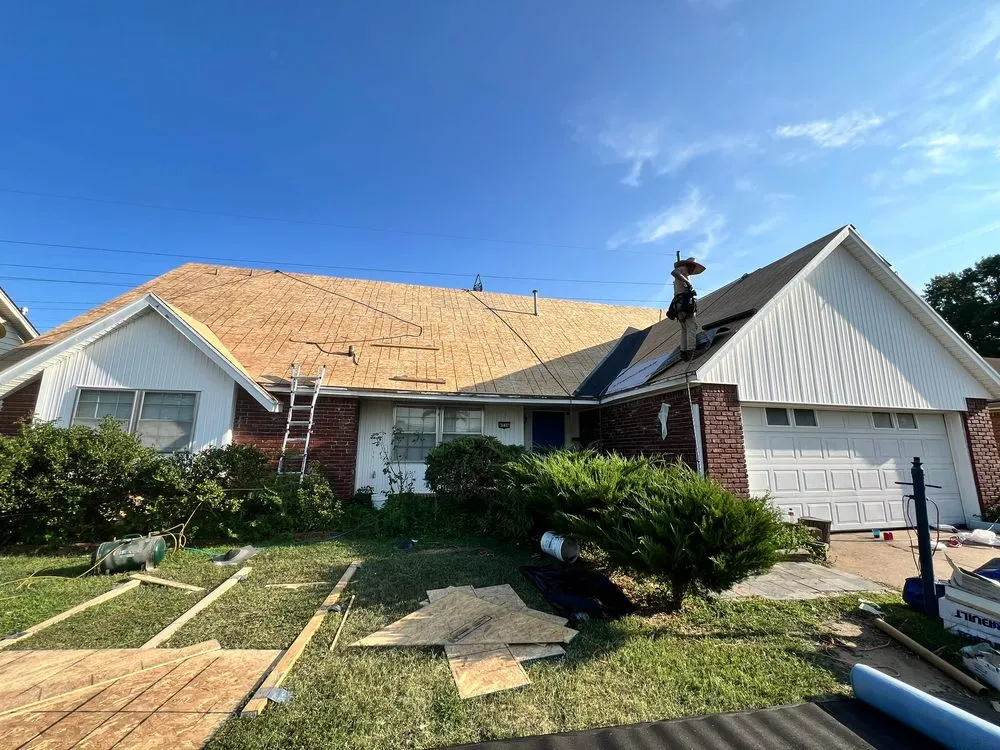 Slide of 918 Roofing & Restoration