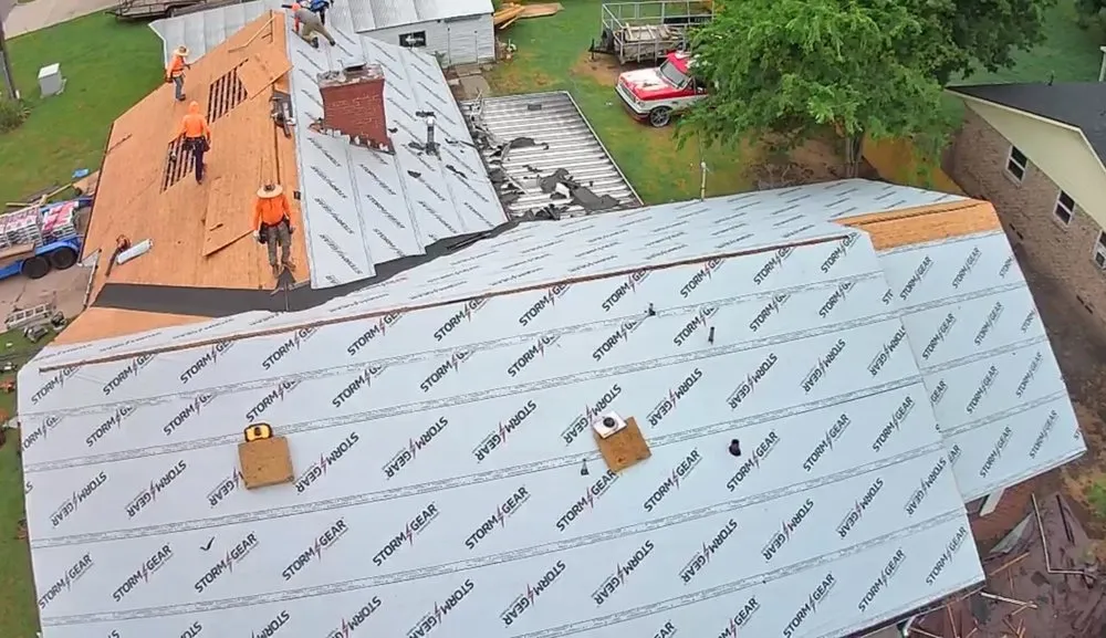 Slide of 918 Roofing & Restoration