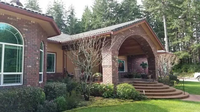 Slide of A + A C Construction & Remodeling