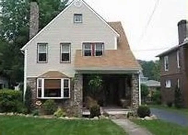 Slide of A & B Construction & Restoration