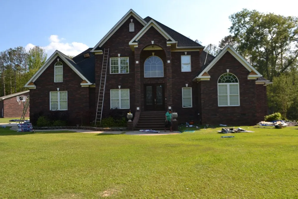 Emergency shingle roofing service for residential properties across Ft Lawn, SC - A & B Homes