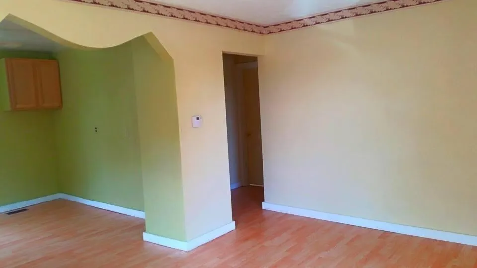 Slide of A & E Construction Team