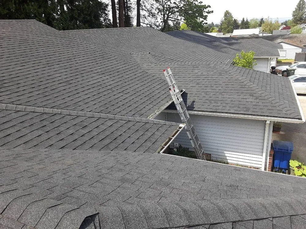 Slide of A & G Roofing