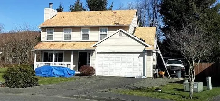 Slide of A & G Roofing