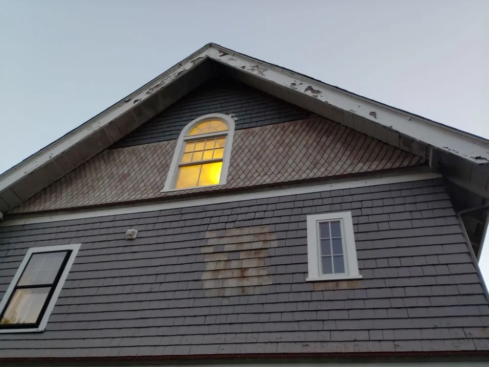 Slide of A & G Roofing