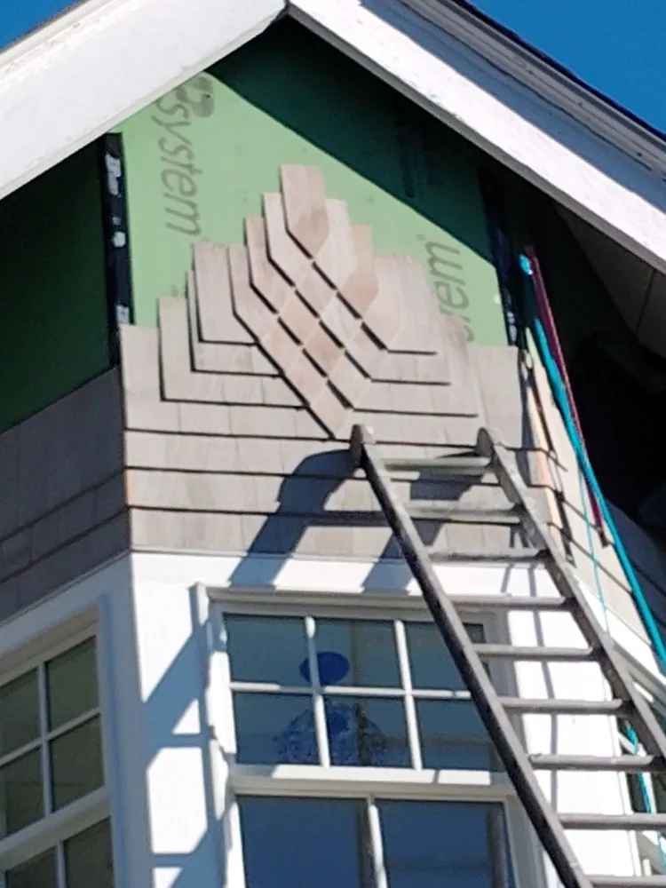 Slide of A & G Roofing